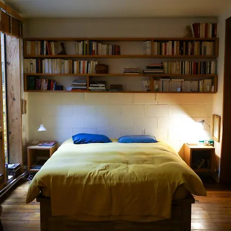 Spacious Cocoon With Garden * Paříž